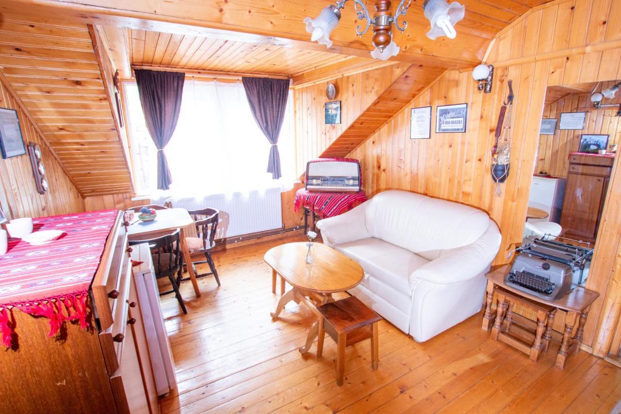 Отель Casa Alba Baia de Arama Экстерьер фото
